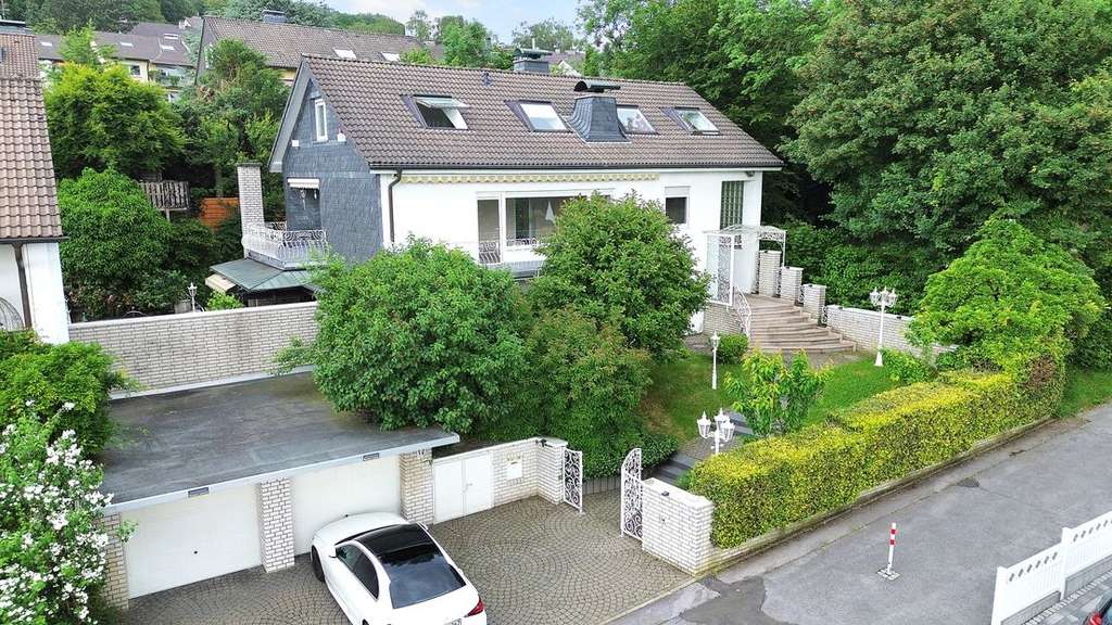 Immobilie in Schwelm - Ihr neues Wohlfühlzuhause in exklusiver und ruhiger Wohnlage - Bild 2