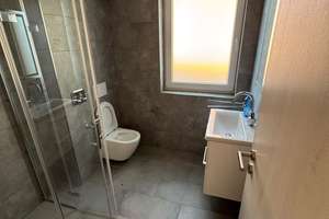 3 Zimmer- Penthousewohnung | KÜCHE | Badezimmer | Große Terrasse | Gäste-WC | Keller | GARAGE-DP – 67059 West, Ludwigshafen am Rhein – Vorschaubild 4