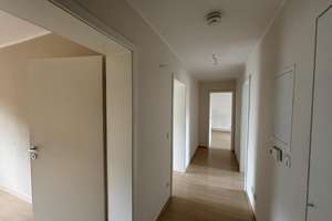 Großzügige 3-Zimmer-Wohnung freut sich auf Ihren Einzug – Binger Straße 3, 64295 Darmstadt-West, Darmstadt – Vorschaubild 2