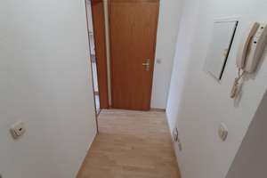 Helle 2-Zimmer-Wohnung mit Einbauküche, modernen Tageslichtbad und super Infrastruktur – Braunschweiger Straße 5, 39112 Sudenburg, Magdeburg – Vorschaubild 4