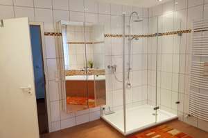 Bielefeld-BRAKE! Mehrfamilienhaus/ EFH + großer Garten, 200qm Wohnfläche für bis zu 3 Familien – Die vollständige Adresse der Immobilie erhältst du vom Anbieter., 33729 Heepen, Bielefeld – Vorschaubild 18