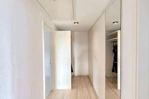 Außergewöhnliche Dachgeschosswohnung mit großer Dachterrasse für anspruchsvolle Paare – Die vollständige Adresse der Immobilie erhältst du vom Anbieter., 42653 Gräfrath, Solingen – Vorschaubild 6
