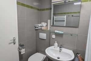 Untermiete 6 Monate voll möbliert / Sublet 6 months fully furnished – Klenzestraße 10, 80469 München – Vorschaubild 6