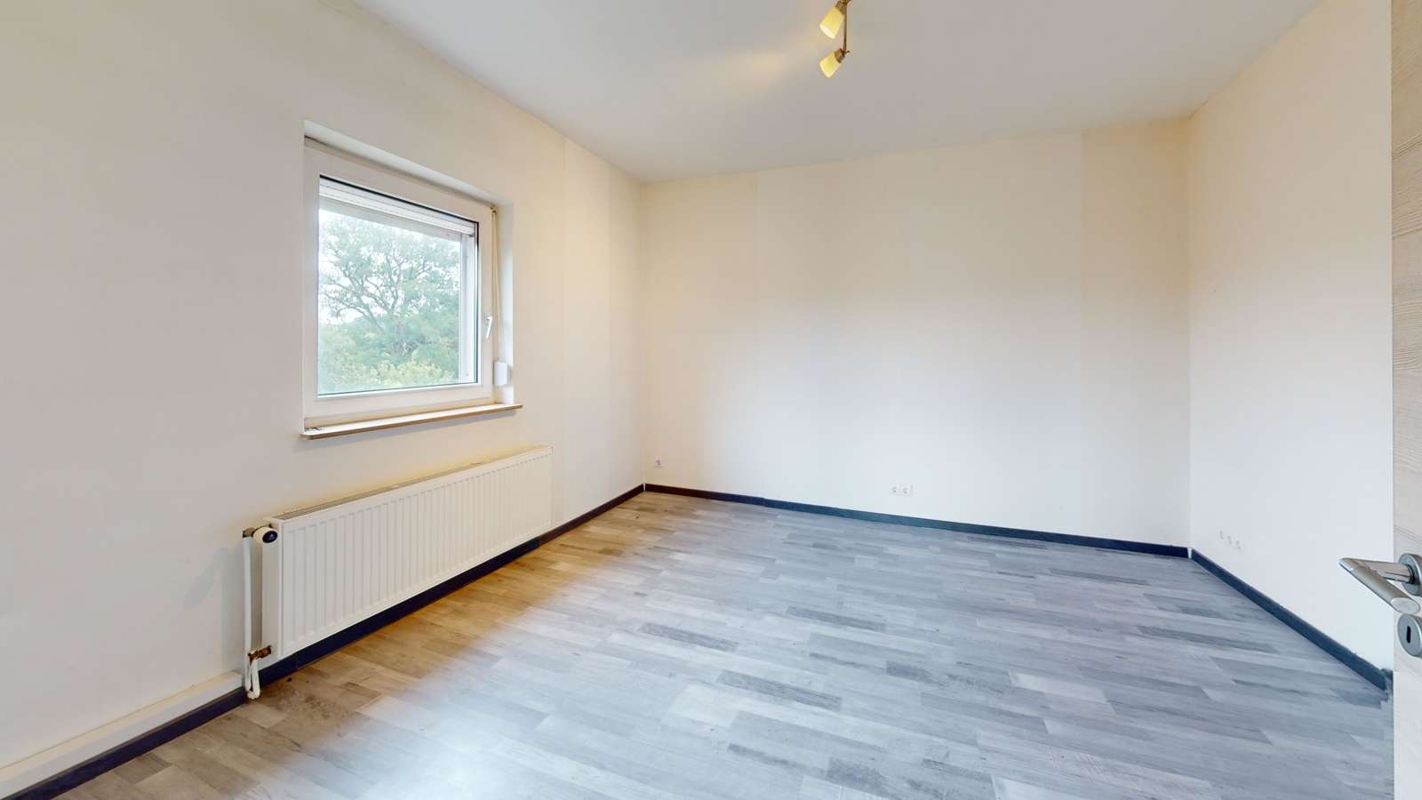 Immobilie in Katzweiler - Raumwunder mit Ausbaureserve für die ganze Familie - Bild 2