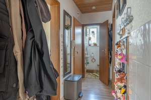 *Reserv.* MFH mit 3 Whg plus Ausbaupotential, mit Garten, zentrale Wohnlage! – Die vollständige Adresse der Immobilie erhältst du vom Anbieter., 71638 Ost, Ludwigsburg – Vorschaubild 5