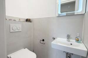 Sanierte 3-Zimmer-Wohnung mit 74 m²,  Balkon, Stellplatz und voll möbliert – 30559 Anderten, Hannover – Vorschaubild 8