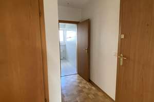 Gut geschnittene 2,5-Raumwohnung (Erbbaurecht) mit Balkon und Aufzug auf der Margarethenhöhe  – Die vollständige Adresse der Immobilie erhältst du vom Anbieter., 45149 Margarethenhöhe, Essen – Vorschaubild 11