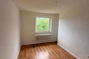 Schöne 4-Zimmer-Wohnung mit Einbauküche in Kiel – Pickertstraße  43a, 24143 Gaarden-Ost, Kiel – Vorschaubild 6
