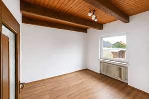 Alltagstaugliches Einfamilienhaus mit fünf Zimmern in Altdorf – Dorfwiesenweg 39, 72655 Altdorf – Vorschaubild 3