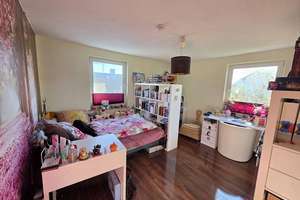 V3474 Gemütliche Doppelhaushälfte auf schönem Grundstück mit Platz für die ganze Familie – Die vollständige Adresse der Immobilie erhältst du vom Anbieter., 91448 Emskirchen – Vorschaubild 16