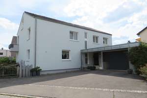 Hochwertig und gepflegt! Mit schöner Terrasse + Dachterrasse, Sauna und vielen Extras! – Die vollständige Adresse der Immobilie erhältst du vom Anbieter., 86368 Gersthofen – Vorschaubild 2