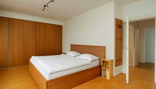 Bild von Haus sucht Familie