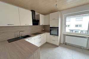 Helle 3-Zimmer-Wohnung mit Balkon