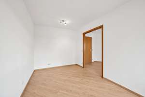 **Gelegenheit im Dachswald** -- Sonnige 3-Zi. Wohnung mit Südbalkon -- – Die vollständige Adresse der Immobilie erhältst du vom Anbieter., 70569 Dachswald, Stuttgart – Vorschaubild 9