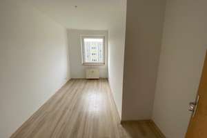 Charmante 3-Zimmer-Etagenwohnung in Krefeld – 66 m² mit Badfenster und Vinylboden – Hinsbecker Straße 22, 47804 Benrad-Süd, Krefeld – Vorschaubild 7