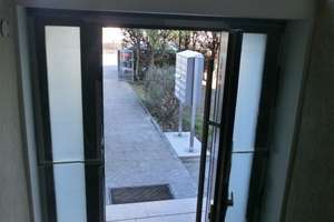 N-Katzwang: Gehobene 2-Zimmer-DG-Wohnung (u.a. mit Parkett, Granit, hell usw.) | Top! | von Privat – Hugo-Wolf-Strasse 4, 90455 Katzwang, Reichelsdorf Ost, Reichelsdorfer Keller, Nürnberg – Vorschaubild 4