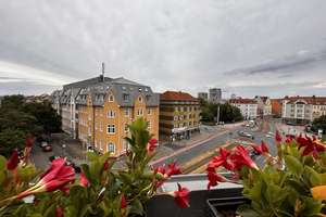 Moderne DG-Wohnung mit Wärmepumpe, Einbauküche, Geschirrspüler und Balkon mit Weitblick – Magdeburger Allee 5, 99086 Andreasvorstadt, Erfurt – Vorschaubild 7