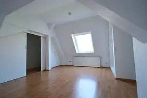 Traumhafte Dachgeschoss-Maisonette: Vielseitig nutzbar für Wohnen und Arbeiten! – Luegallee 10, 40545 Düsseldorf – Vorschaubild 20