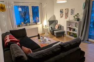 Möblierte Wohnung mit Balkon in Uninähe