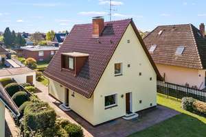 Eckernfeld - Gepflegtes Einfamilienhaus in familienfreundlicher Lage – Die vollständige Adresse der Immobilie erhältst du vom Anbieter., 27580 Lehe, Bremerhaven – Vorschaubild 2
