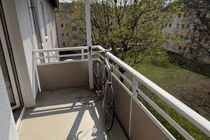 Attraktive 3-Zimmer-Wohnung in Frankfurt-Niederrad – 60528 Niederrad, Frankfurt am Main – Vorschaubild 3
