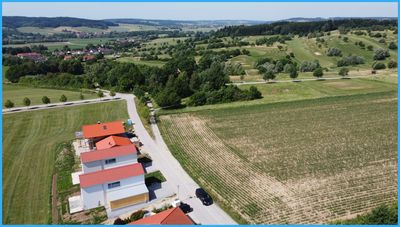 DIPL.-Immowirt MAIER !! Tolles EFH direkt am Golfplatz - durchdacht geplant und gut gebaut !!
