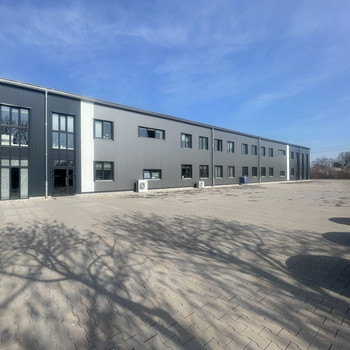 🚛 Moderne Produktionsflächen in Großzschocher | ca. 1.136 m²