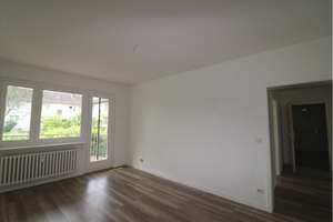 * 3 ZIMMER MIT BALKON IM ERDGESCHOSS*, DU-Rheinhausen, Augustastr. – Alte Krupp-Siedlung – Die vollständige Adresse der Immobilie erhältst du vom Anbieter., 47229 Friemersheim, Duisburg – Vorschaubild 5