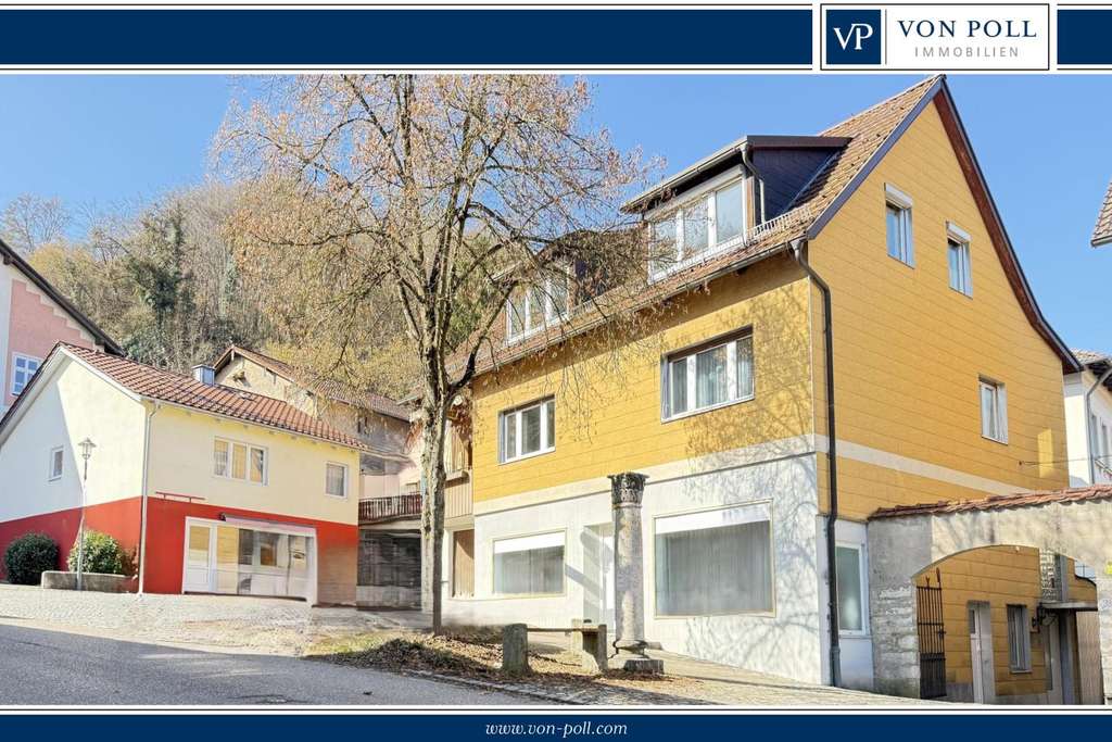 Immobilie in Solnhofen - Zentrale Wohn- und Gewerbeimmobilie mit großzügiger Maisonette-Wohnung - Bild 0