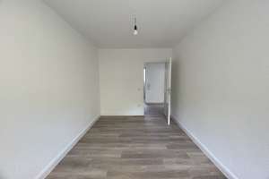 Idealer Grundriss! Renovierte 3-Zimmer-Whg mit Balkon & Garage – 40627 Unterbach, Düsseldorf – Vorschaubild 8