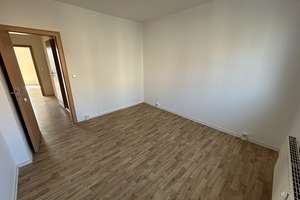 Helle 4-Zimmer-Wohnung mit Balkon! – Straße der Deutschen Einheit 24, 39326 Wolmirstedt – Vorschaubild 4