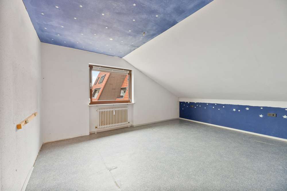 Immobilie in Wendlingen am Neckar - ++ Sofort beziehbar - 4,5-5,5 Zimmer mit flexiblen Nutzungsmöglichkeiten ++ - Bild 4