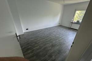 Frisch renovierte 5 Zimmer Wohnung  – Die vollständige Adresse der Immobilie erhältst du vom Anbieter., 45881 Schalke, Gelsenkirchen – Vorschaubild 12