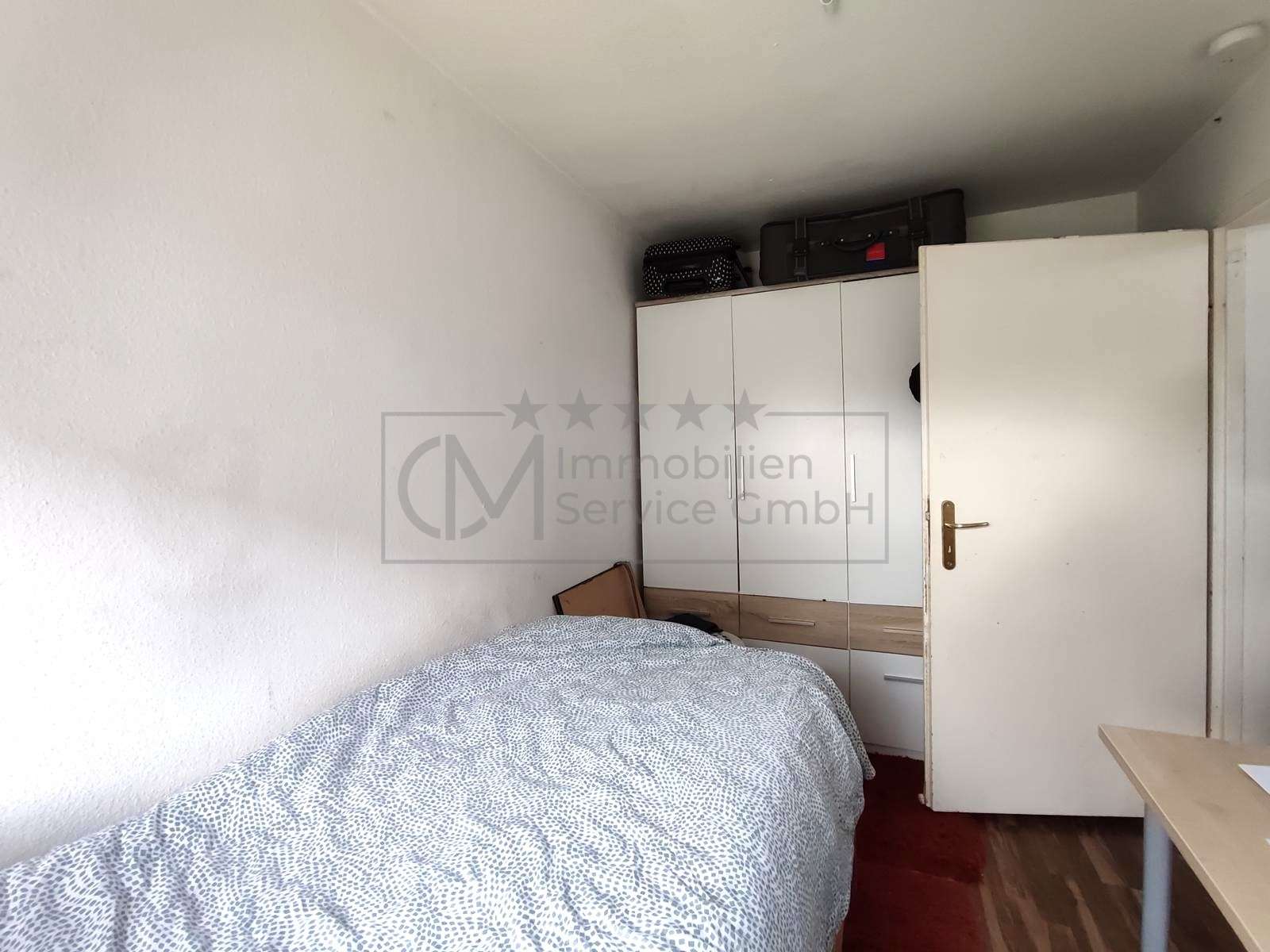 Immobilie in Schöneck - Charmante 3-Zimmer-Souterrainwohnung in ruhiger Lage - Bild 2