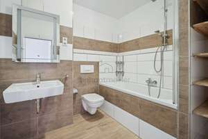Top saniert & vermietet: Maisonette mit Leipzig-Blick; 4,34 % Rendite – Leipzig Zentrum-Nord – Die vollständige Adresse der Immobilie erhältst du vom Anbieter., 4105 Zentrum-Nord, Leipzig – Vorschaubild 2