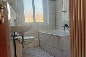 Ideal für Paare: 3-R-Wohnung mit großem Esszimmer, Balkon & Home-Office im 3. OG – Südstraße 5, 8527 Südvorstadt, Plauen – Vorschaubild 10