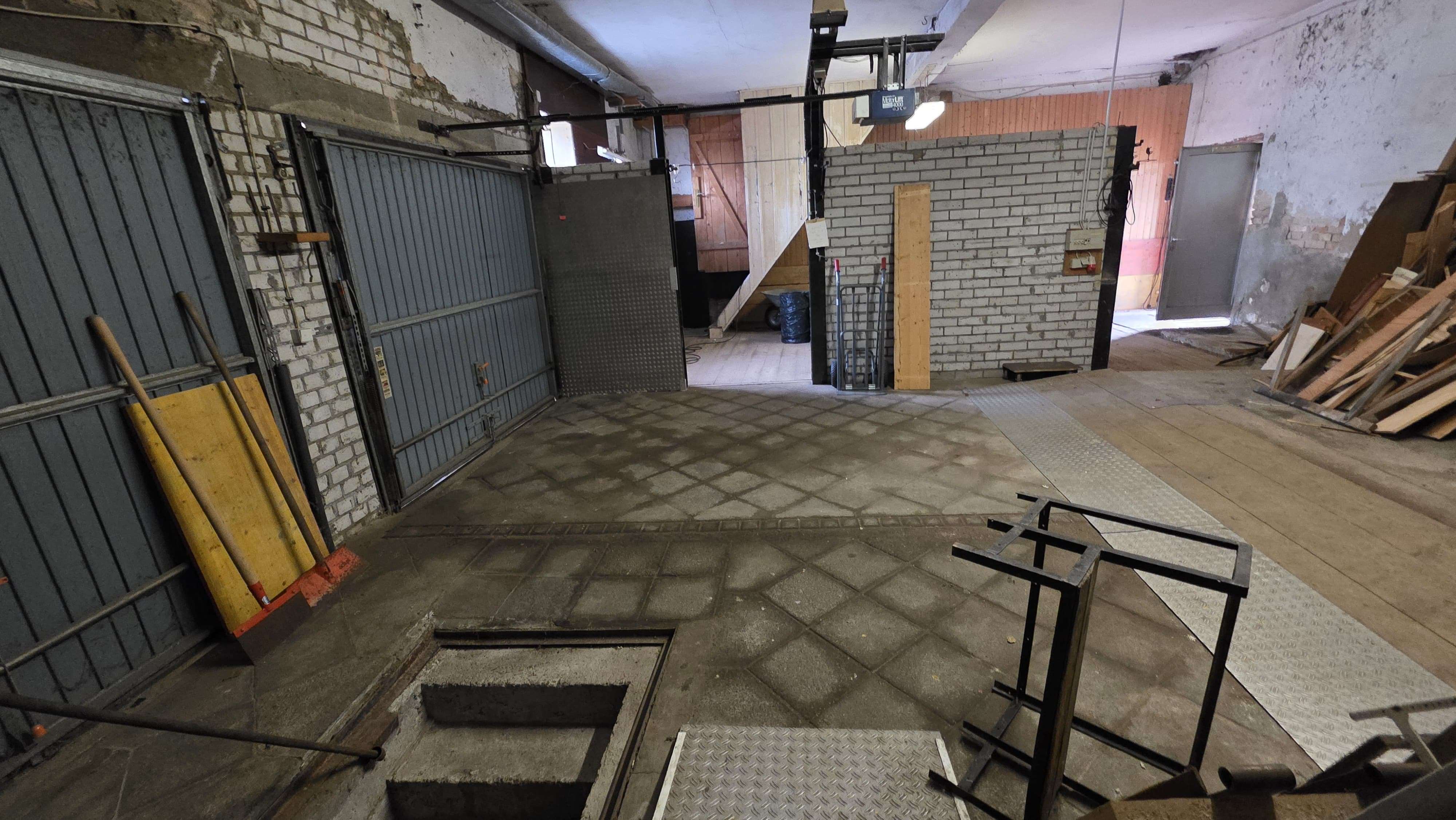 Immobilie in Philippsburg - 1-2 Familienhaus mit gutem Raumangebot und großen Garagentrakt der ideal für Hobbyhandwerker ist - Bild 26