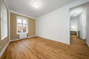 Provisionsfrei! Traumhaft saniertes Altbau-Juwel im Tempelhofer Kiez mit Balkon – Die vollständige Adresse der Immobilie erhältst du vom Anbieter., 12105 Mariendorf, Berlin – Vorschaubild 2