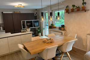 Schicke, moderne, lichtdurchflutete Wohnung in offener Bauweise