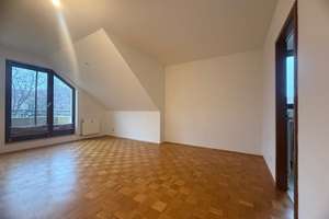 Lichterfelde: 2-Zimmer-Dachgeschoss-Wohung mit Balkon und ca. 45 m² per SOFORT LEER zu VERKAUFEN – Die vollständige Adresse der Immobilie erhältst du vom Anbieter., 12205 Lichterfelde, Berlin – Vorschaubild 6