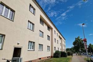 Top Wohnung mit Einbauküche - jetzt einziehen und wohlfühlen! – 39114 Cracau, Magdeburg – Vorschaubild 1