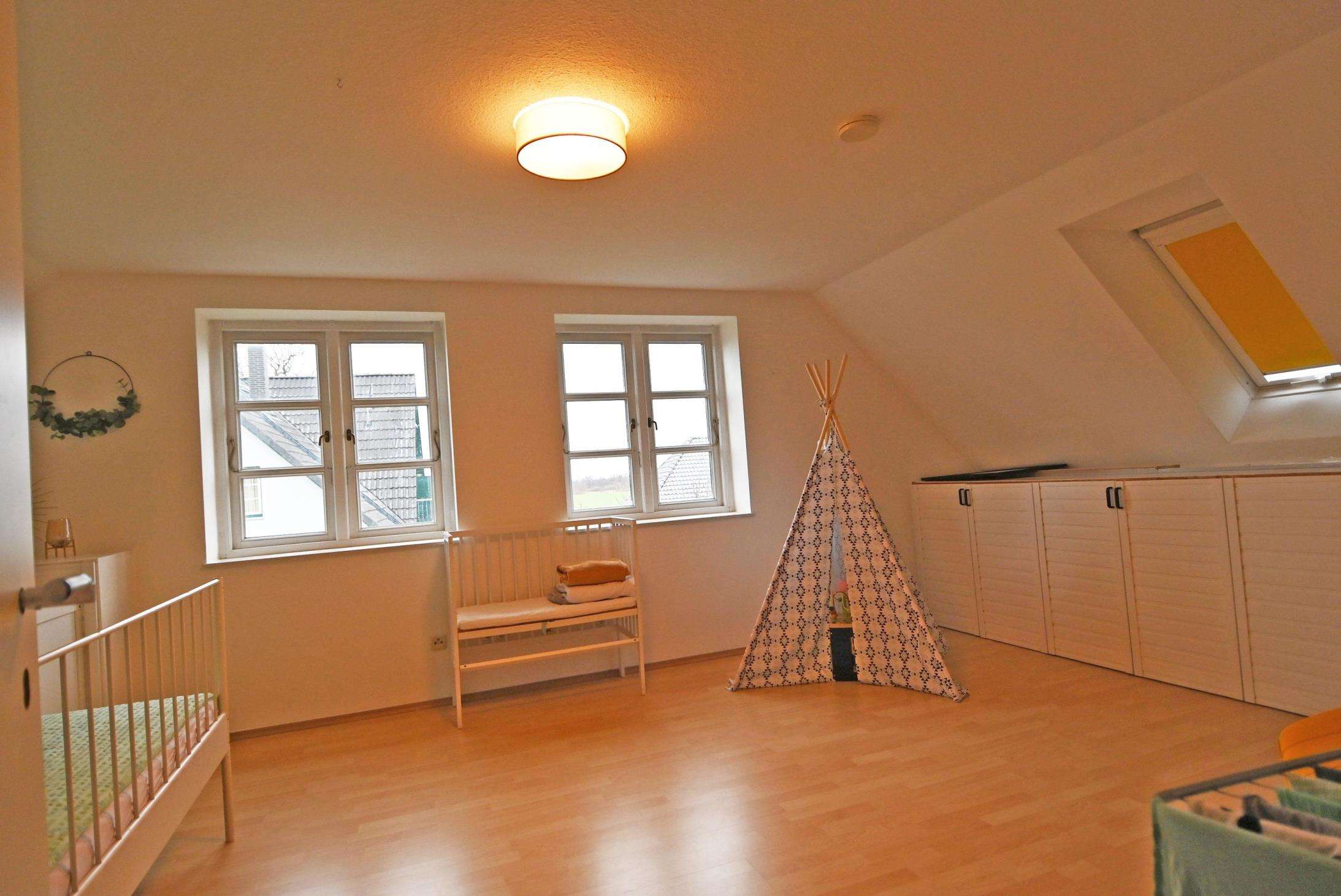 Immobilie in Wendtorf - Modernes Haus in Wendtorf, Wohnfläche ca 350 m², aktuell 3 Wohnungen, aber auch zusammen nutzbar - Bild 9