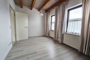 Schönes Domizil mit Stil, Charme und Dachterrasse in Solingen Höhscheid – Grünbaumstraße 2-4, 42659 Solingen-Mitte, Solingen – Vorschaubild 5