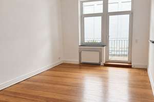 Altbau zum Verlieben: Frisch sanierte Belle Étage mit zwei Balkonen, zwei Bädern und Aufzug – 40476 Derendorf, Düsseldorf – Vorschaubild 8