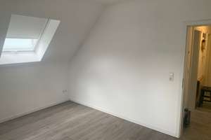 Feuerbach/ WG-Zimmer / zentral gelegen/ ab sofort frei – Sankt-Pöltener-Straße 17, 70469 Feuerbacher Tal, Stuttgart – Vorschaubild 3