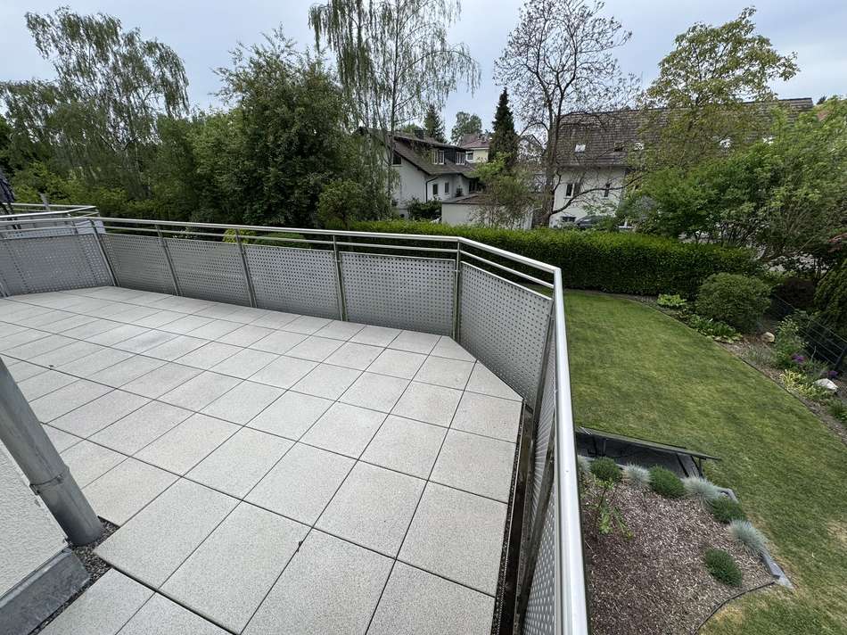 Eck-Balkon Süd und West