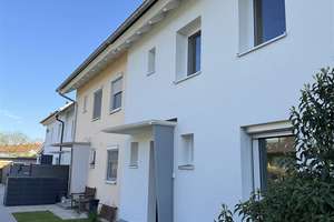 CO Nähe FH und CO2 ** ab sofort ** interessantes RMH mit Balkon & Garten      – Die vollständige Adresse der Immobilie erhältst du vom Anbieter., 96450 Mitte, Coburg – Vorschaubild 4