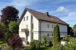 Helle Dachwohnung bei Reutti/Neu-Ulm