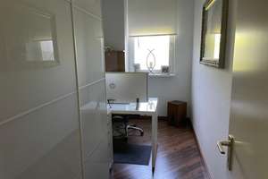 Geschmackvolles Penthouse mit 2,5 Zimmern in Düsseldorf – Die vollständige Adresse der Immobilie erhältst du vom Anbieter., 40470 Mörsenbroich, Düsseldorf – Vorschaubild 30