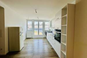 Schöne offene 2 Zimmerwohnung mit Dachterrasse  gegenüber vom Andreasquatier zu vermieten. – Die vollständige Adresse der Immobilie erhältst du vom Anbieter., 40213 Altstadt, Düsseldorf – Vorschaubild 4